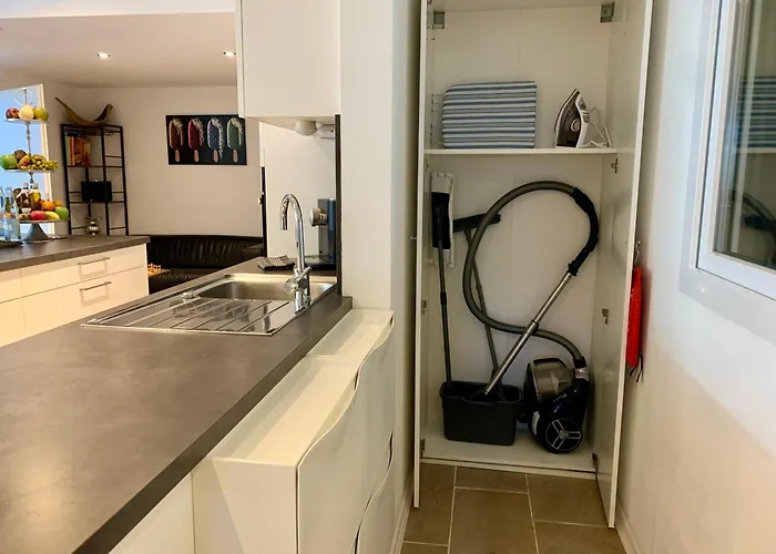 Olivewood Apartment, 6 People 아파트 부르그베델
