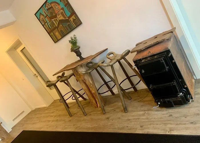 Olivewood Apartment, 6 People 아파트 부르그베델